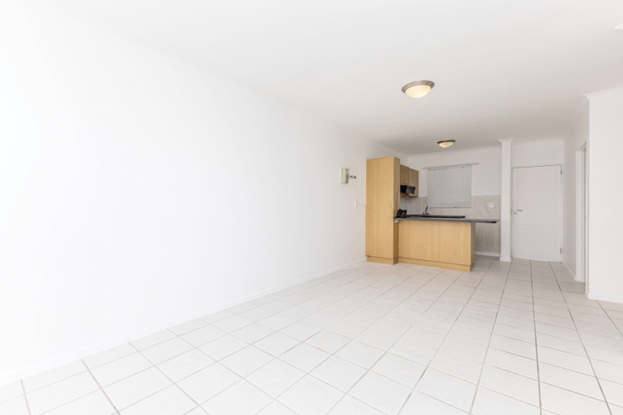 2 Bedroom Property for Sale in Whispering Pines Western Cape